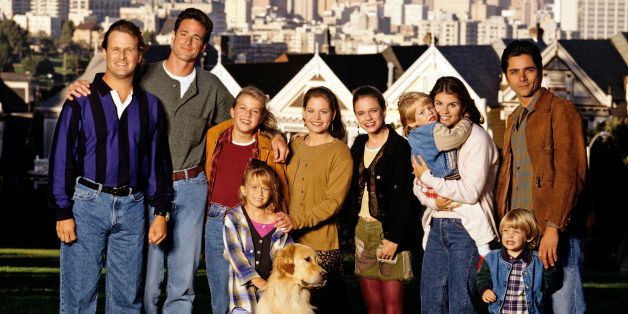 UNITED STATES - SEPTEMBER 27: FULL HOUSE - On location in San Francisco - Season Eight - 9/27/94, Pictured, from left: Dave Coulier (Joey), Bob Saget (Danny), Jodie Sweetin (Stephanie), Mary Kate Olsen (Michelle), Candace Cameron (D.J.), Andrea Barber (Kimmy), Blake Tuomy-Wilhoit (Nicky), Lori Loughlin (Rebecca), Dylan Tuomy-Wilhoit (Alex), John Stamos (Jesse). , (Photo by Craig Sjodin/ABC via Getty Images)