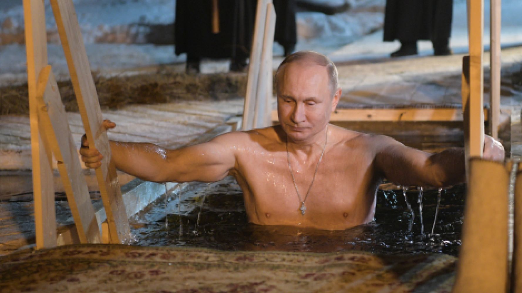 Vladimir Putin Goes Bare Chested Again For 2019 Calendar Huffpost Life