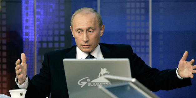 Kremlin Website Under 'Powerful' Cyber Attack | HuffPost Latest News