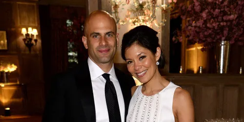 MSNBC s Alex Wagner Marries White House Chef Sam Kass HuffPost