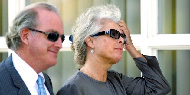 Santa Barbara News-Press owner and co-publisher Wendy McCaw, right, and Santa Barbara News-Press co-publisher and fiance, Arthur von Wiesenberger, return to the United States Bankruptcy Court building in Santa Barbara, Calif., Tuesday, Sept. 25, 2007. McCaw testified that concerns about biased reporting, not union activity in the newsroom, led to the firing of two reporters last January. (AP Photo/Damian Dovarganes)