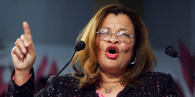 PHILADELPHIA - JANUARY 8: Dr. Alveda King, founder of King for America, Inc., gestures at the Justice Sunday III rally on January 8, 2006 in Philadelphia, Pennsylvania. Sponsored by the Family Research Council, the rally was held one day before the start of confirmation hearings for Supreme Court nominee Samuel Alito. (Photo by Jeff Fusco/Getty Images)