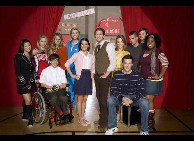 FOX, 8 PM: 'Glee'