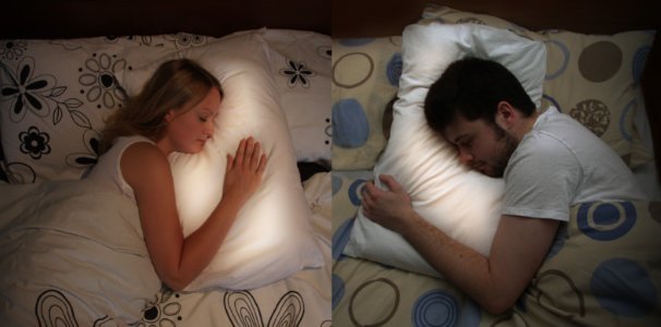 Long Distance Relationship Pillow Keeps 