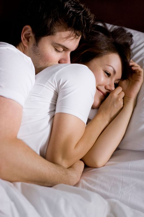 Bedroom Couple - Comfort Sex': Is It A Bad Thing? | HuffPost Women