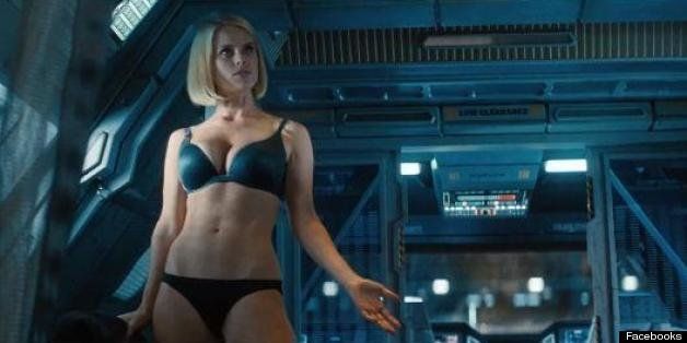 Damon Lindelof Admits Alice Eve Underwear Scene In 'Star Trek' Was