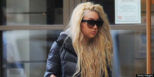 NEW YORK, NY - APRIL 09: Amanda Bynes is seen in Manhattan on April 09, 2013 in New York City. (Photo by Josiah Kamau/BuzzFoto/FilmMagic)