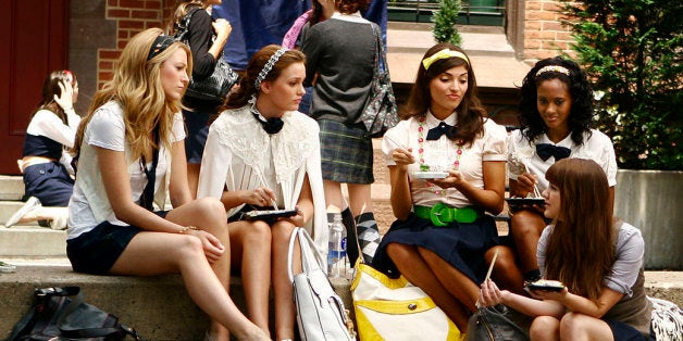 19 Signs You Went To An All Girls School Huffpost