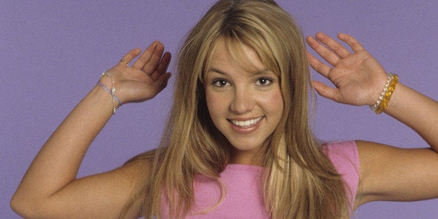 (EXCLUSIVE COVERAGE PREMIUM RATES APPLY) Britney Spears poses during a portrait session on May 1, 1999 in Los Angeles, California.