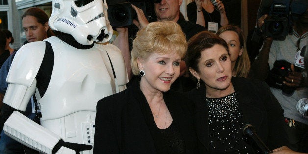 WASHINGTON - MAY 12: Actresses Debbie Reynolds (L) and Carrie Fisher (R) arrive at the premiere of 'Star Wars Episode III: Revenge of the Sith,' at the Loews Cineplex Uptown Theatre May 12, 2005 in Washington, DC. Star Wars premiers are taking place across the country tonight. (Photo by Shaun Heasley/Getty Images)