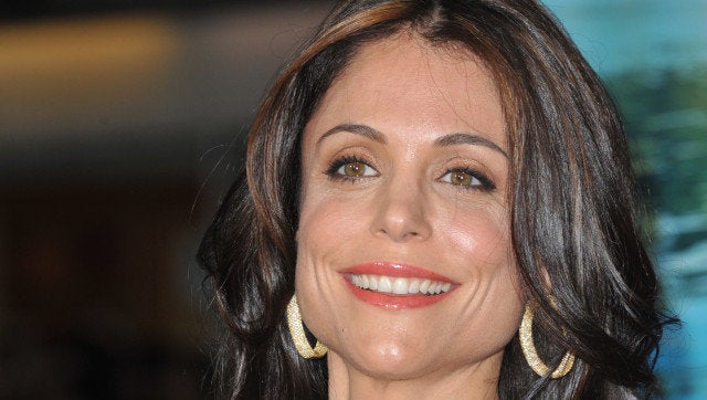 Bethenny Frankel posts provocative photo showing 9-year-old daughter's  hands on her breasts