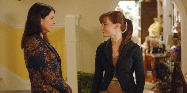 UNSPECIFIED - NOVEMBER 16: Medium profile shot of Lauren Graham as Lorelai talking with Alexis Bledel as Rory. (Photo by Patrick Ecclesine/Warner Bros./Getty Images)