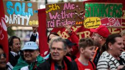 Fast Food Shutdown: Workers From Wetherspoon's And TGI Fridays Unite In Mass Walkout