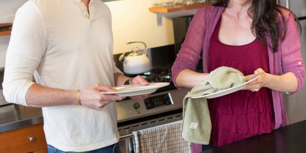 USA, New York State, New York City, Brooklyn, Happy couple washing dishes