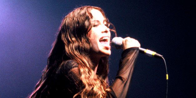 SAN FRANCISCO, CA - NOVEMBER 15: Alanis Morissette performs at The Warfield on November 15, 1995 in San Francisco California. (Photo by Tim Mosenfelder/Getty Images)