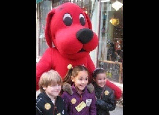 Clifford Greets Kids for World Read Aloud Day