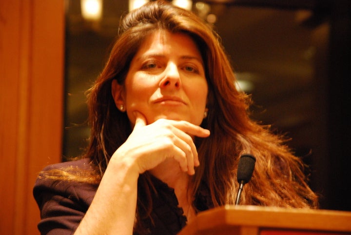 Description 1 Author Naomi Wolf speaking at an event hosted by the NYC chapter of the National Lawyers Guild. The talk was held at the ...