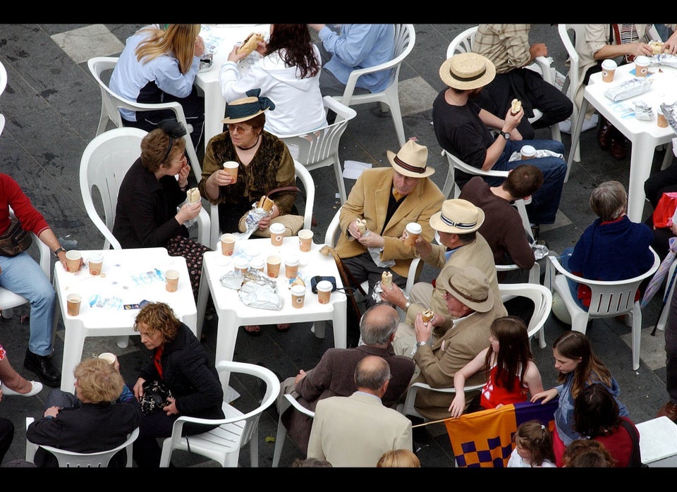 A Bloomsday Breakfast in Bryant Park