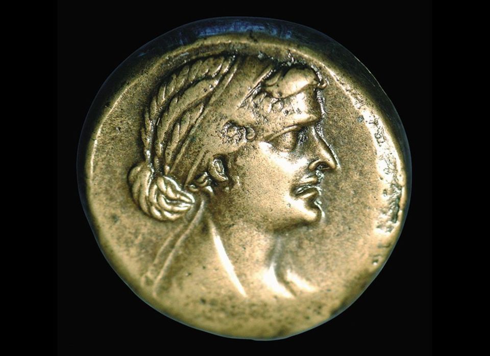 1.Cleopatra coin (80 drachma bronze, Hunterian Museum, Glasgow)