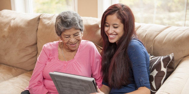5 Smart Moves For Grandparents Helping Save For College | HuffPost Post 50