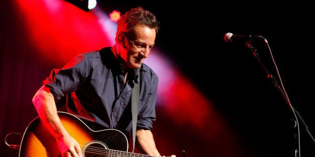 NEW YORK, NY - NOVEMBER 06: Bruce Springsteen performs at the 7th annual 'Stand Up For Heroes' event at Madison Square Garde