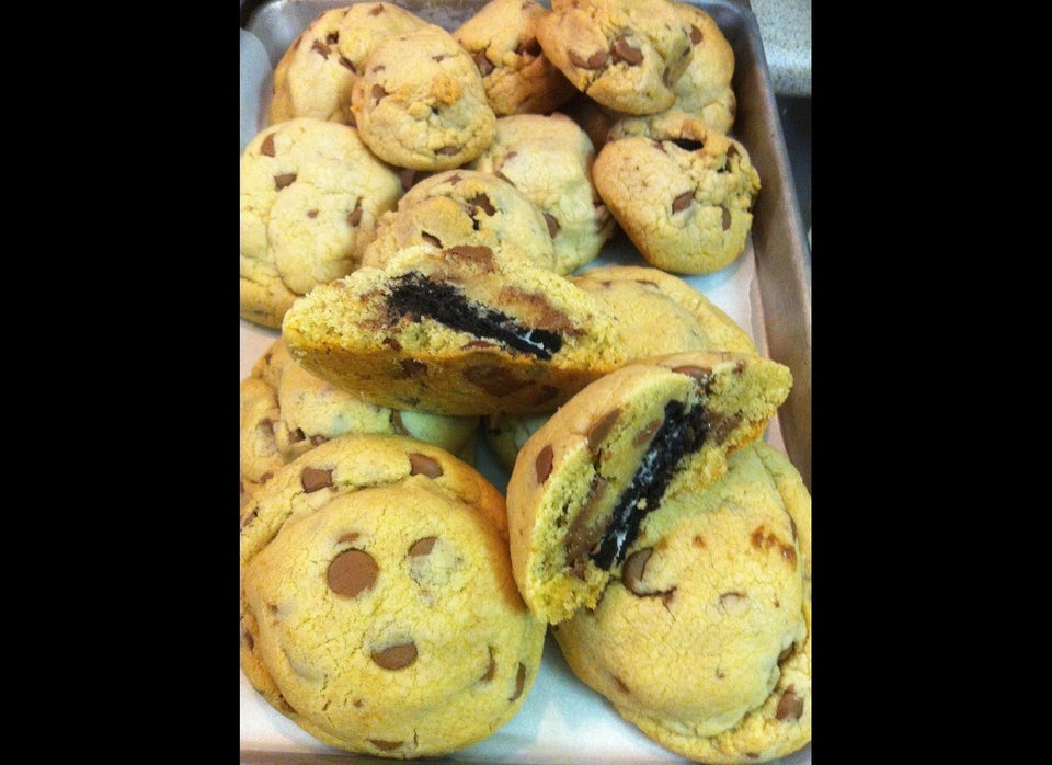 Oreo-Stuffed Chocolate Chip Cookies