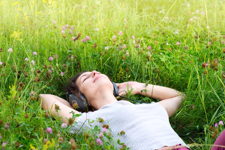 Relaxing Music 20 Songs For A Chilled Out Weekend Listen Huffpost Teen