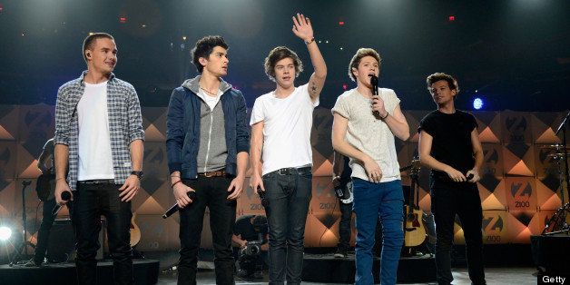 NEW YORK, NY - DECEMBER 07: (L-R) Liam Payne, Zayn Malik, Harry Styles, Niall Horan and Louis Tomlinson of One Direction perform onstage during Z100's Jingle Ball 2012, presented by Aeropostale, at Madison Square Garden on December 7, 2012 in New York City. (Photo by Kevin Mazur/Getty Images for Jingle Ball 2012)