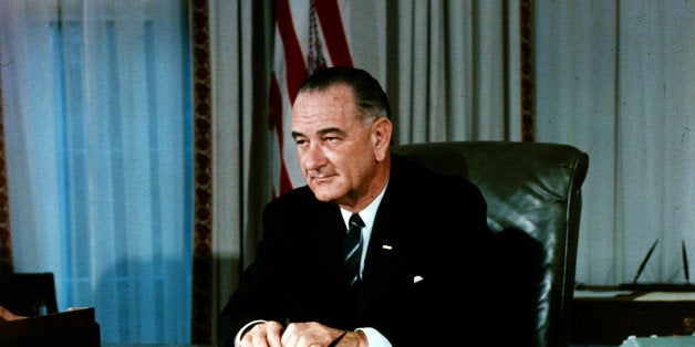 Politics, U,S,A, pic: 1960's, American President Lyndon B,Johnson at his desk, Democratic politician Lyndon B,Johnson, (1908-1973) became President of the United States after John Kennedy was assassinated in November 1963, During his office the United States won the space race to the moon but suffered race riots at home and huge losses in the Vietnam War (Photo by Popperfoto/Getty Images)