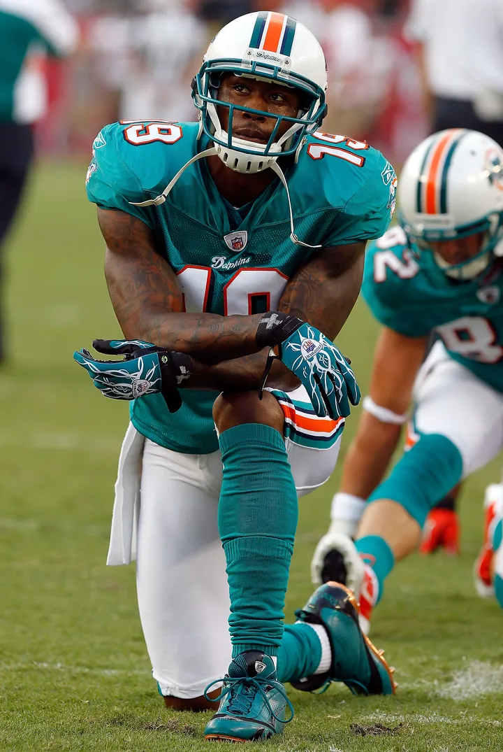 Brandon Marshall quiet as Dolphins lose to Jets - CBS News