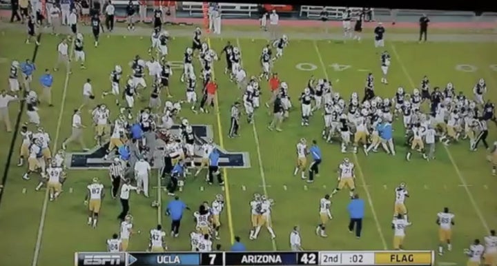 Arizona Ucla Fight Massive Brawl Breaks Out After Fan