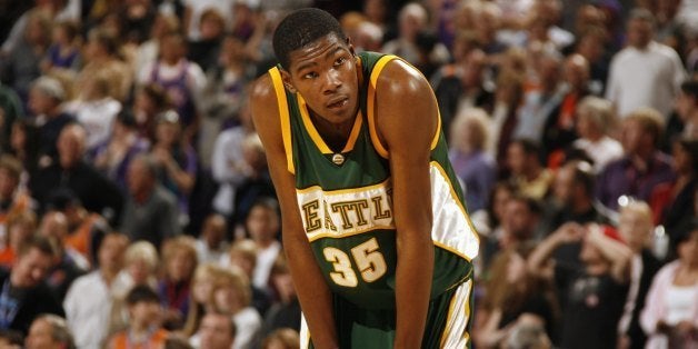 PHOENIX - JANUARY 3: Kevin Durant #35 of the Seattle SuperSonics catches his breatch during the game against the Phoenix Suns at US Airways Center on January 3, 2008 in Phoenix, Arizona. The Suns won 104-96. NOTE TO USER: User expressly acknowledges and agrees that, by downloading and/or using this Photograph, user is consenting to the terms and conditions of the Getty Images License Agreement. Mandatory Copyright Notice: Copyright 2008 NBAE (Photo by Nathaniel S. Butler/NBAE via Getty Images)