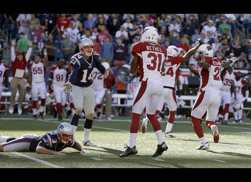 Stephen Gostkowski, Justin Bethel