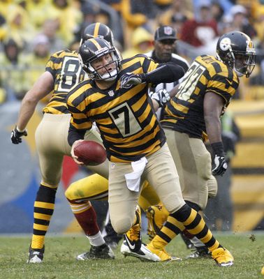 Steelers Uniforms: Are Pittsburgh's Throwback Bumblebee Jerseys The Worst?  (PHOTOS)