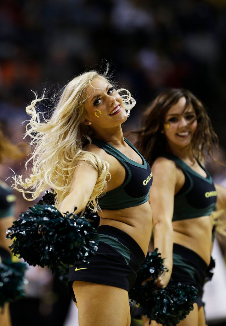 SAN JOSE, CA - MARCH 23: Oregon Ducks cheerleaders perform in the first half against the Saint Louis Billikens during the third round of the 2013 NCAA Men's Basketball Tournament at HP Pavilion on March 23, 2013 in San Jose, California. (Photo by Ezra Shaw/Getty Images)