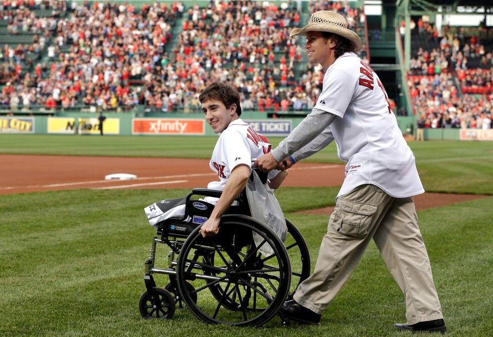 Jeff Bauman, Carlos Arredondo