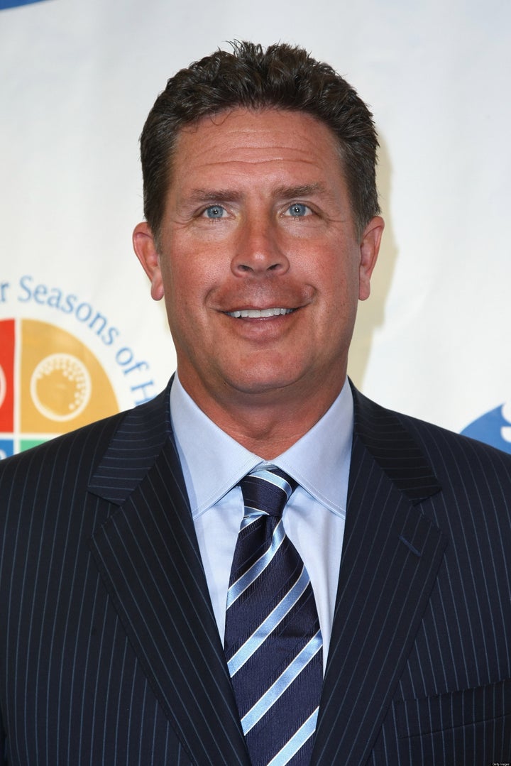 Dan Marino curse continues to haunt Dolphins, who come up slightly short  vs. Bills