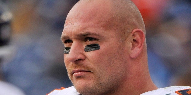 NASHVILLE, TN - NOVEMBER 04: Brian Urlacher #54 of the Chicago Bears plays against the Tennessee Titans at LP Field on Novem
