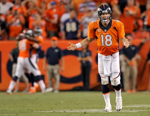 Newspaper headline credits John Elway, not Peyton Manning, with 7 TD passes  after Broncos rout the Ravens – New York Daily News