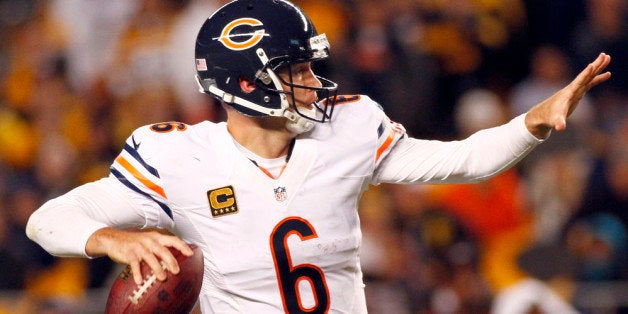 PITTSBURGH, PA - SEPTEMBER 22: Jay Cutler #6 of the Chicago Bears drops back to pass against the Pittsburgh Steelers during
