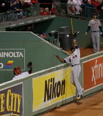 Torii Hunter Jr. gets knocked out of game on controversial hit - ESPN Video