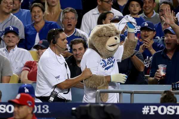 Dodgers Rally Bear: Unofficial Mascot Storms NLCS Game 3 (VIDEOS, PHOTOS)