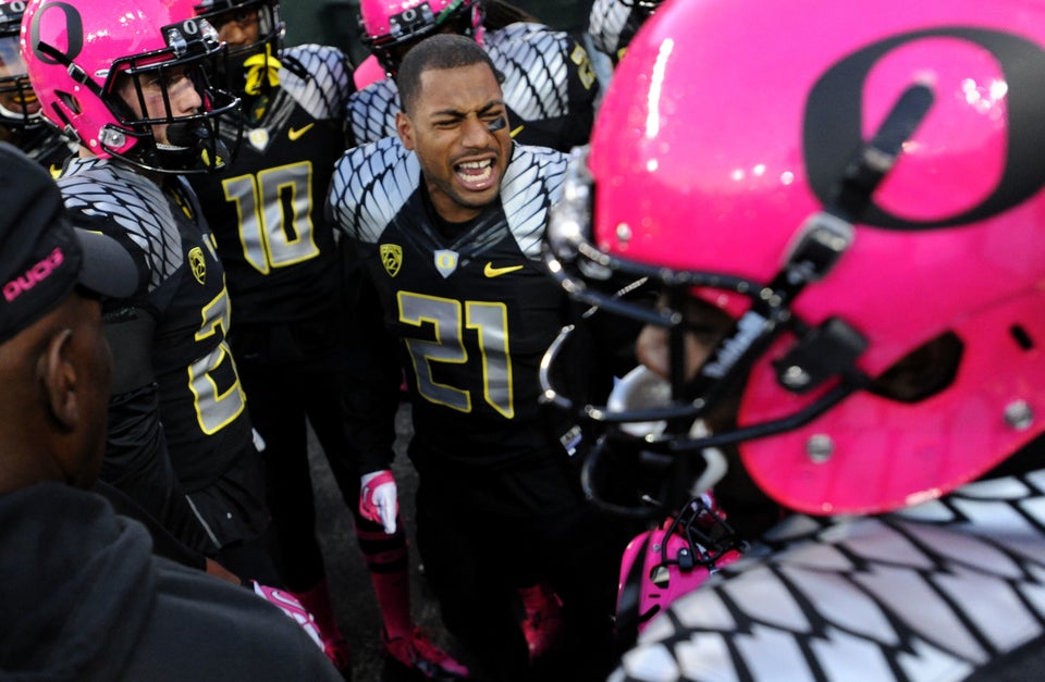 PHOTOS: Oregon's pink-accented uniforms for breast cancer