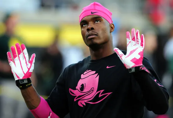 Nike breast cancer hot sale football gloves