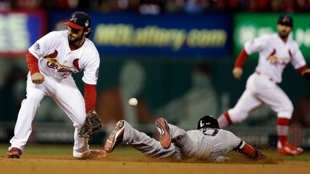 Uehara picks off Wong for final out 