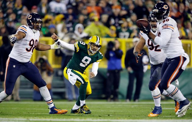 Bears fans wear Cheese Grater Heads to Lambeau Field for Bears