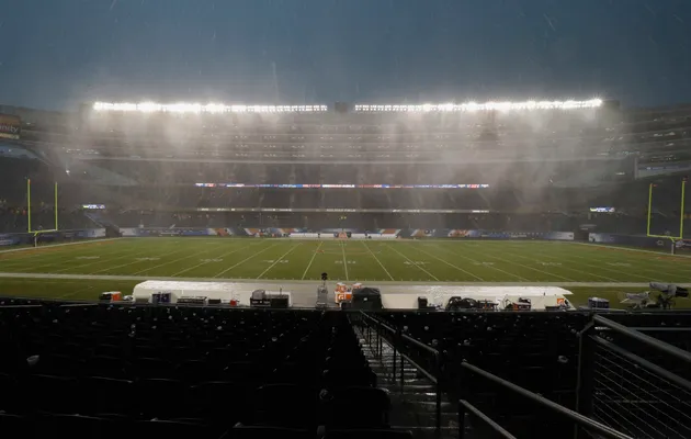 Bears-Ravens game in Chicago resumes after two-hour weather delay