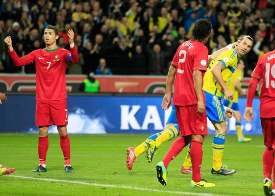 Ronaldo's Hat Trick In World Cup Qualifying Playoff Even Had Zlatan  Ibrahimovic Applauding (GIF/VIDEO)