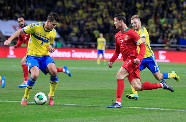 Ronaldo's Hat Trick In World Cup Qualifying Playoff Even Had Zlatan  Ibrahimovic Applauding (GIF/VIDEO)