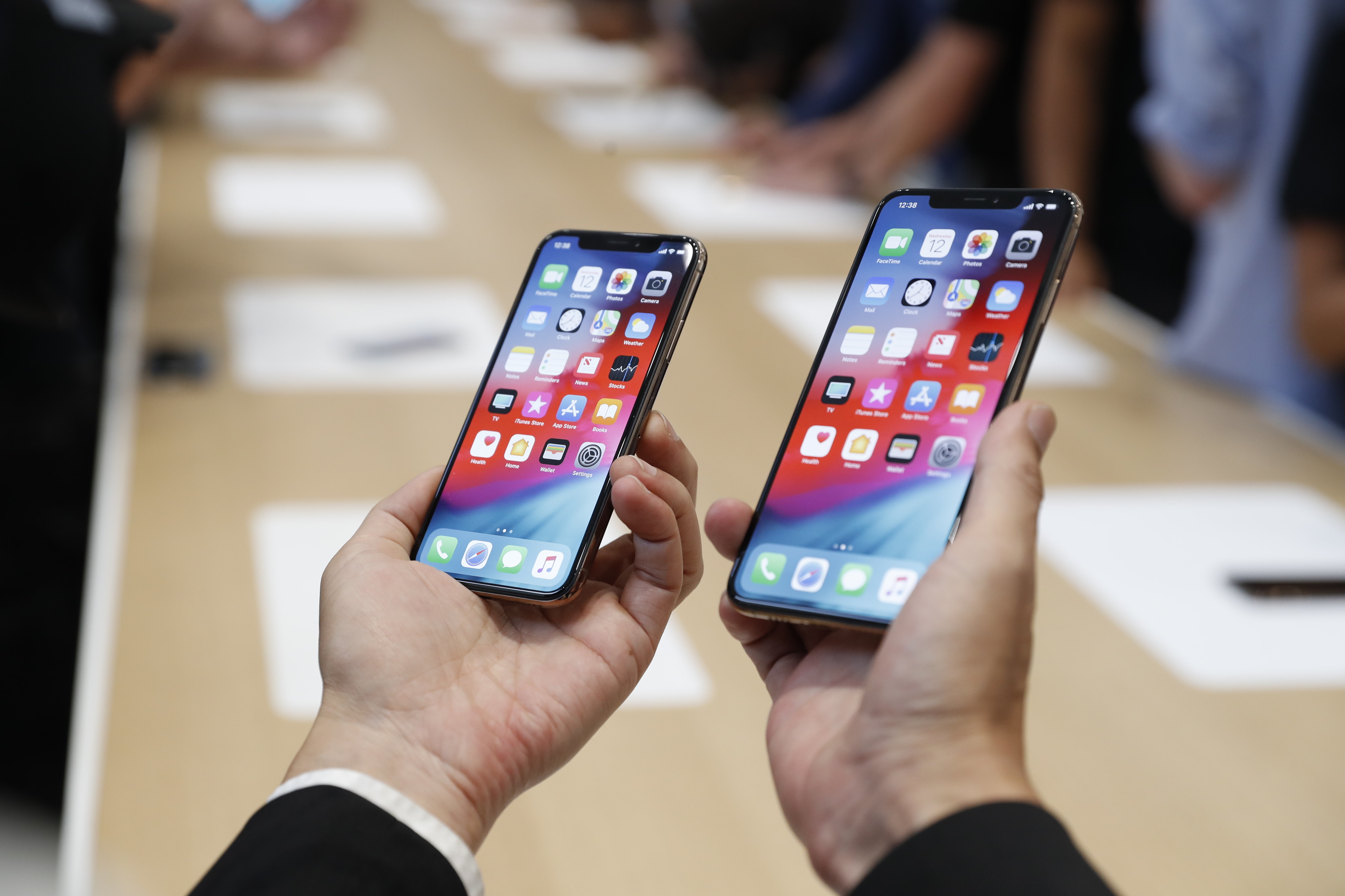 Is Apple's IPhone Upgrade Program Worth It? | HuffPost UK Tech